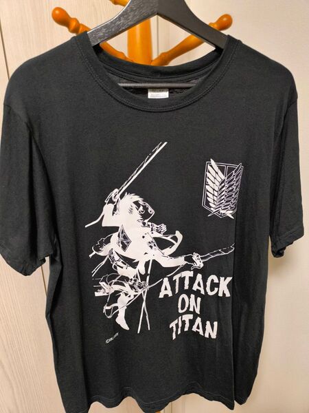 未使用 進撃の巨人 Tシャツ ブラック メンズL & パズル&ドラゴンズ ミニトートバッグ ノベルティ タグ付き 約20x30cm