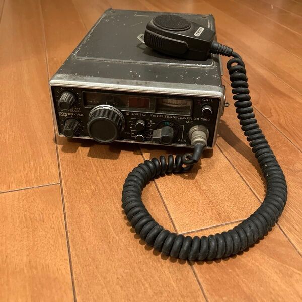 TRIO 2m FM TRANSCEIVER TR-7500 昭和 希少 マイク付き