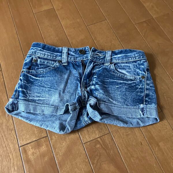 ショートパンツ SS ロールアップ 切りっぱなし 難