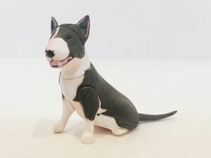 ブルテリア　犬　フィギュア　日本　生き物　生物　動物　ミニチュア　１