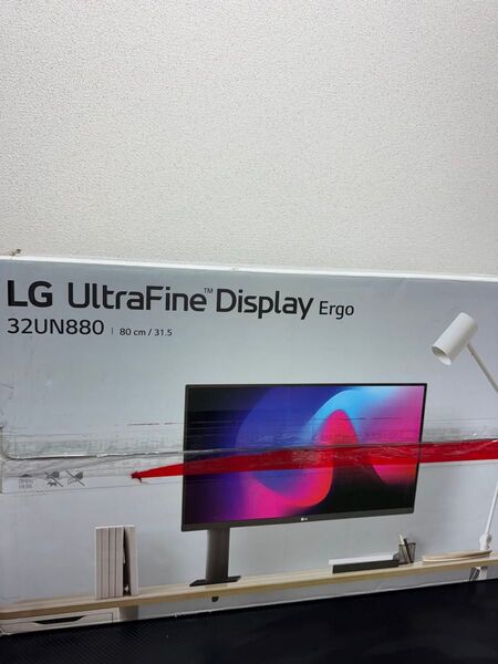 LG UltraFine 31.5インチ4K HDR モニター 32UN880-B