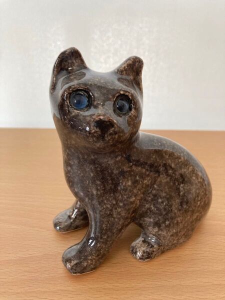ウィンスタンレイキャット 置物 陶器製