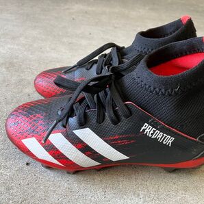 adidas プレデター サッカーシューズ レッド 子ども用
