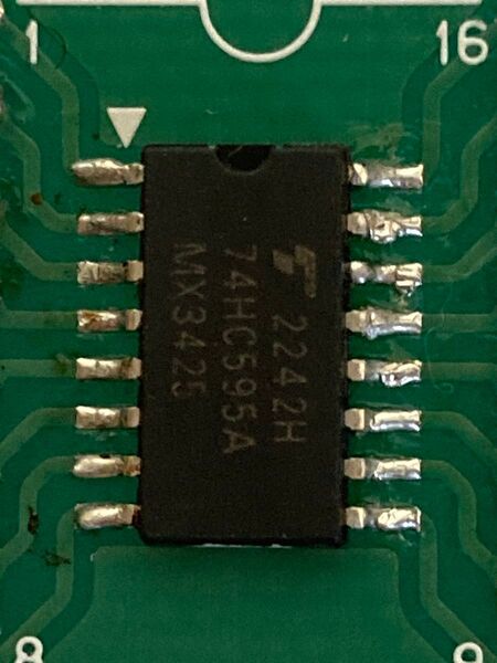 8ビットシフトレジスター TC74HC595AF SOP16ピン → DIP変換済み 送料込 DIY IOT 自作 修理 電子工作