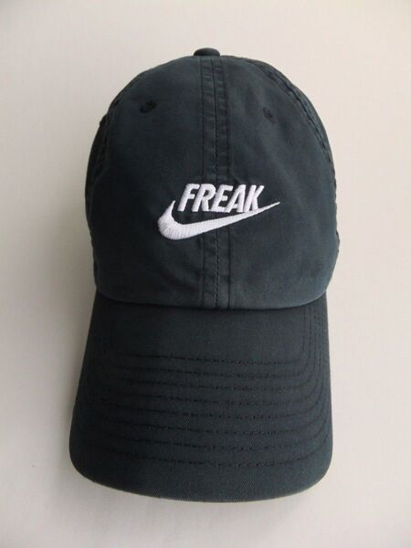 【希少ロゴ】NIKE ナイキ FREAK フリーク 黒キャップ ヤニス選手 NBA バスケットボール 男女兼用