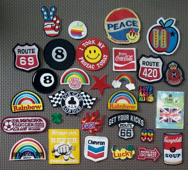 ワッペン 30枚 セット アメリカン ヴィンテージ 風 コミック 刺繍 ステッカー スマイル 国旗 アイロン