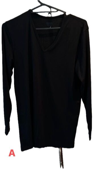 ユニクロVネック長袖Tシャツ 黒 M