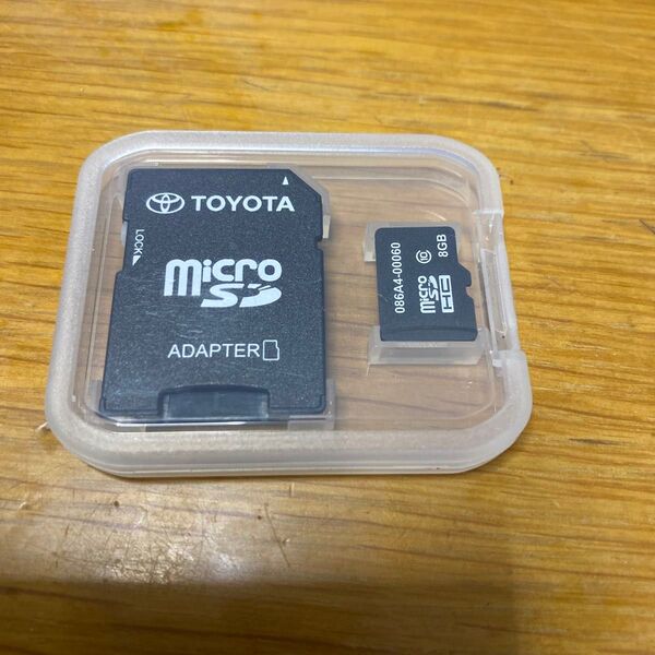 トヨタ純正 ドライブレコーダー用 ドラレコ用 マイクロSDカード 8GB 086A4-00060 DRT-H66A 等に中古