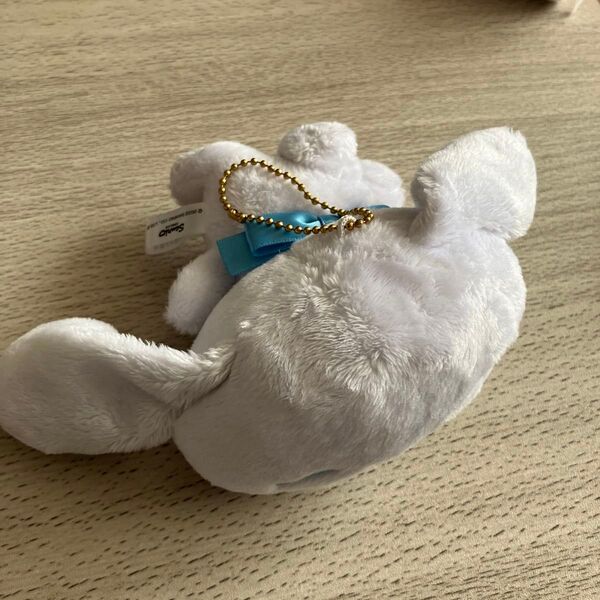 Sanrio シナモロール シナモン ぬいぐるみ マスコット キーホルダー 寝そべり おねむ