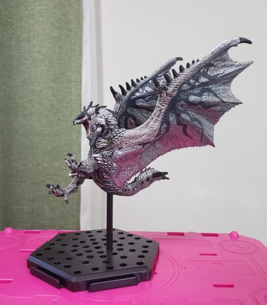 モンスターハンター モンハン フィギュア リオレウス希少種