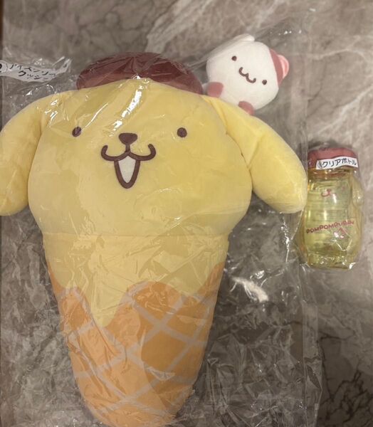 サンリオ当たりくじ ポムポムプリン アイスクリーム風クッション クリアボトル