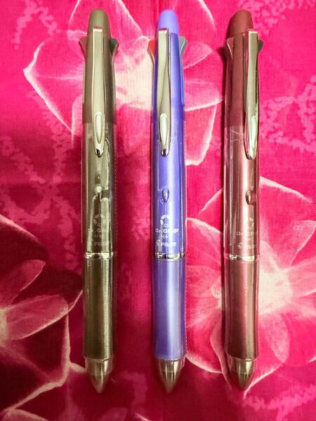 4色ボールペン PILOT Dr. GRIP 4+1 (0.5) 3本セット
