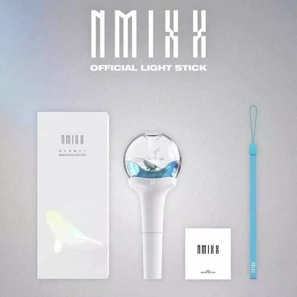 NMIXX OFFICIAL LIGHT STICK 公式ペンライト