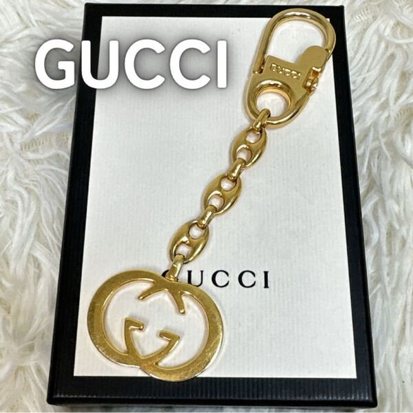 GUCCI グッチ キーホルダーインターロッキングG ゴールドチャーム バッグチャーム ゴールド系