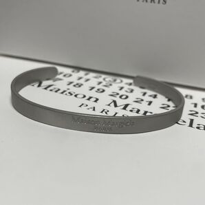 メゾンマルジェラ Maison Margiela シルバーバングル