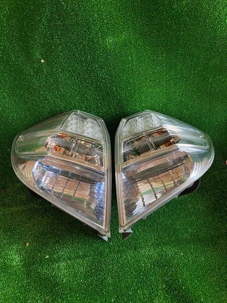 H23 フィットHV テールランプ ライト 左右 DAA‐GP1 HONDA ホンダ純正 LED 『STANLEY P9883』
