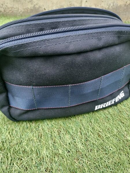 最終値下げ【美品】ブリーフィング ゴルフ BRIEFING GOLF ポーチ 小物入れ メンズ 大きめ 撥水 ネイビー