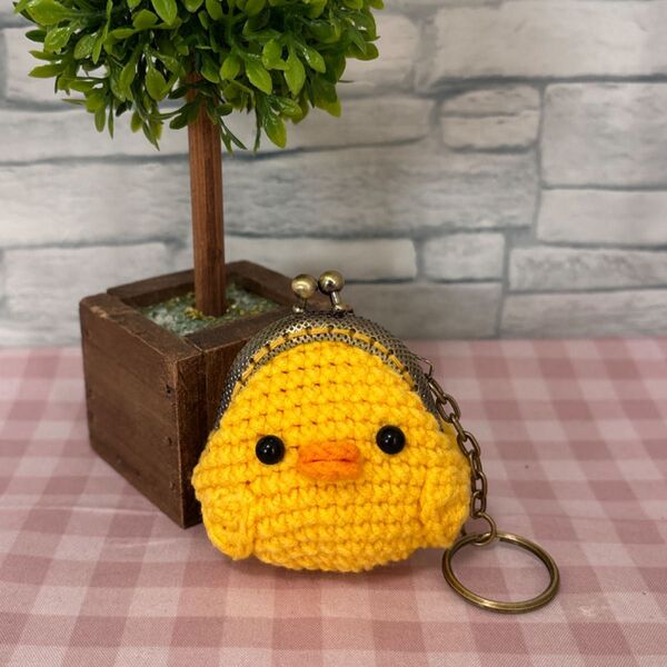 ヒヨコちゃんのあみぐるみミニがま口 ハンドメイド