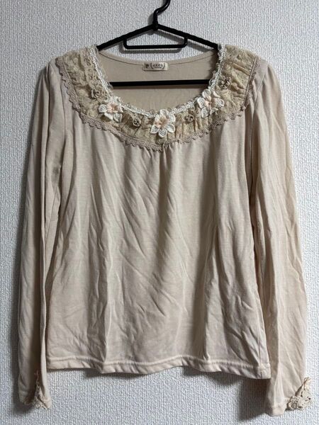 axes femme カットソー トップス