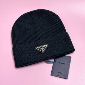 PRADA プラダ ニットキャップ 帽子 ニット帽 ビーニー ブラック