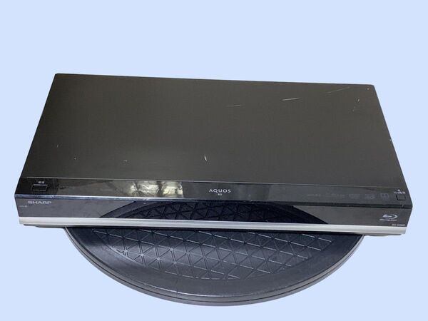 M6827 SHARP AQUOS ブルーレイレコーダー BD-W580