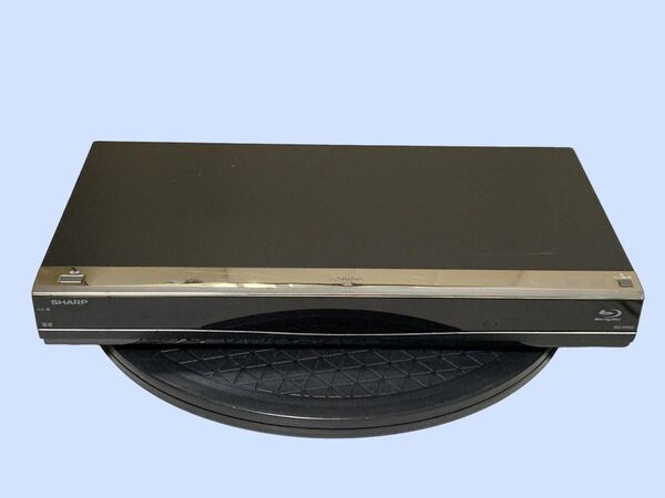 M6828 SHARP AQUOS ブルーレイレコーダー BD-W560