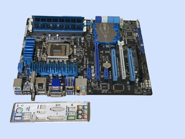 M7061 ASUS P8Z77-V LGA1155 マザーボード +メモリ16GB