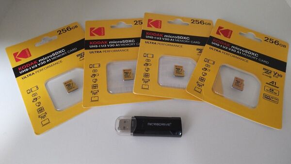 【256GB/4枚 + カードリーダー】KODAK microSDXC UHS-I U3 V30 A1 MEMORY CARD
