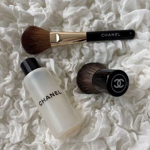 CHANEL メイクブラシ2本おまけ付(未使用)シャネル