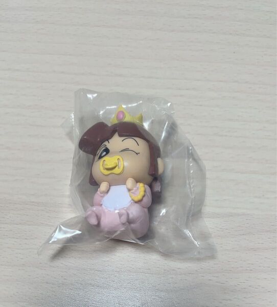 韓国限定☆クレヨンしんちゃん ベビーフィギュア あいちゃん