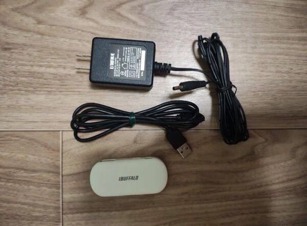 BUFFALO バッファロー 動作確認済み USB2.0 ハブ 4ポートタイプ ACアダプター付 節電 BSH4AE06WH