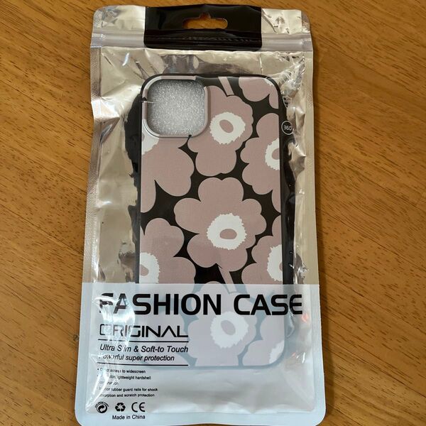 iPhone 13 スマホケース 新品未使用 マリメッコ柄