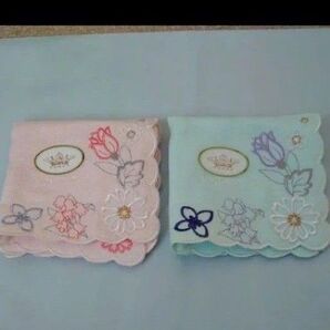 人気 完売品 トッカ ガーゼ ハンカチ 2枚セット 刺繍 高級感 未使用 タグ付き 匿名発送