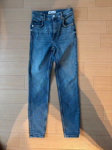ZARA デニム