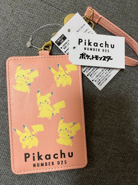 新品未使用ポケモン ピカチュウ 定期入れ パスケース ポケモンセンター