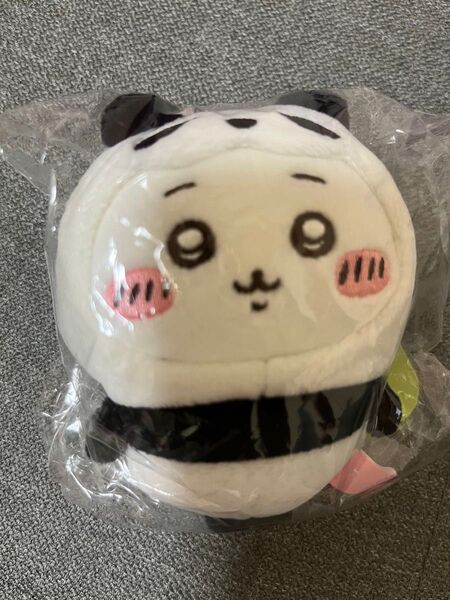 新品ちいかわ パンダなマスコット ぬいぐるみ キーリング キーチェーン