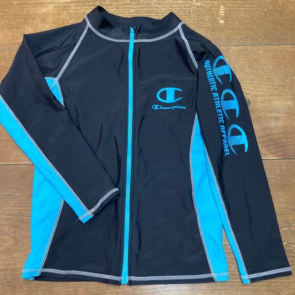 Champion 長袖ラッシュガード 150 ブラック×水色