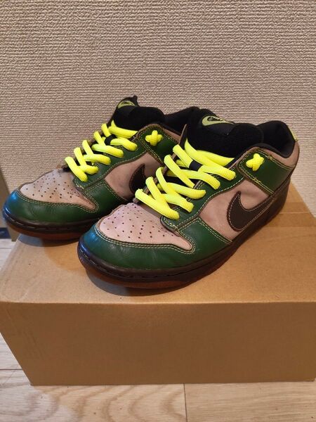 激レア!Nike SB Dunk Low "Jedi"