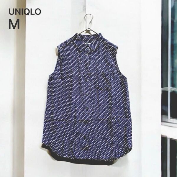 美品 【UNIQLO】 シルク ノースリーブ ブラウス (M) 総柄 ラウンド レギュラーカラー ユニクロ トップス ネイビー