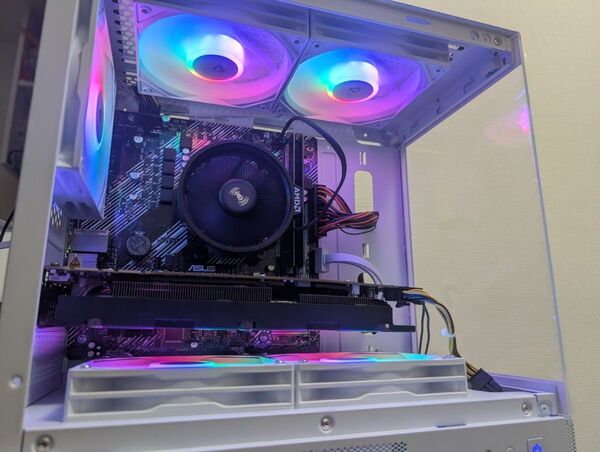【新品ケース】高性能ゲーミングPC/Ryzen5 3500/GTX1070