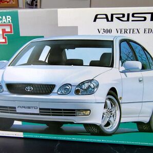 トヨタ・アリストARISTO V300 VERTEX EDITION 1/24 アオシマ