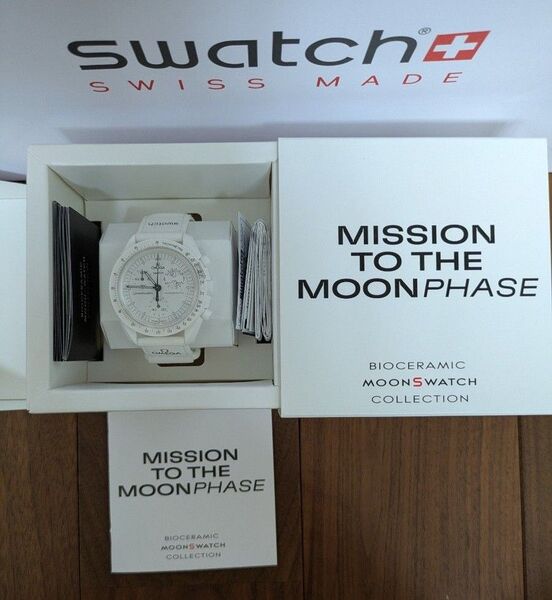 Snoopy x OMEGA x Swatch MoonSwatch White付属品完備 6月購入 スヌーピースウォッチ