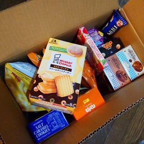 【※水濡れ注意 ※リサイクル箱に直入れ】コーヒースティック2本おまけ付き お菓子詰め合わせ お得