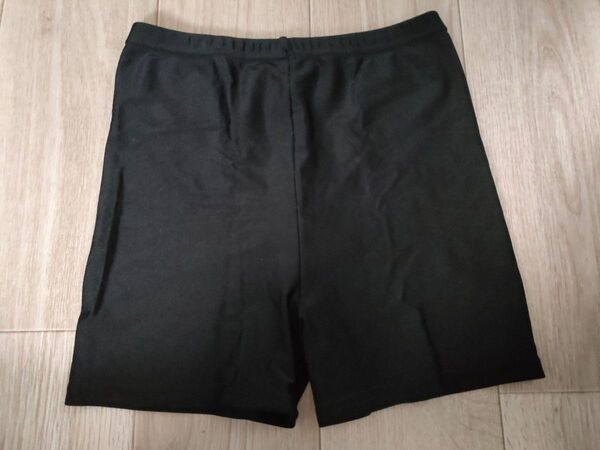 【美品】レディース インナーパンツ 一分丈 スパッツ 黒パン 見せパン M~L 匿名配送