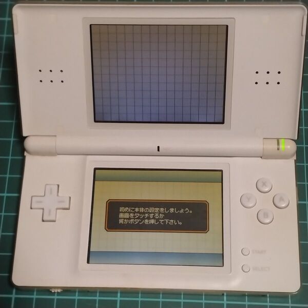 Nintendo 任天堂 ニンテンドーDS Lite クリスタルホワイト 起動するけど難あり