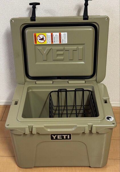 YETI クーラーボックス タンドラ35 タンカラー キャンプ TUNDRA 保冷
