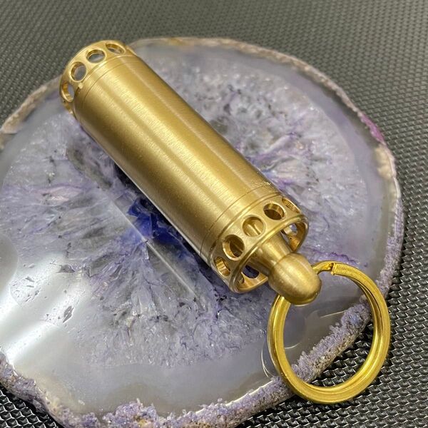 真鍮製 円柱小物入れ 携帯灰皿 防水ポータブルケース