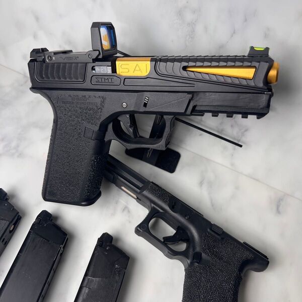 東京マルイ グロック GLOCK G17 ガスガン ガスブローバック CO2 フルカスタム G19
