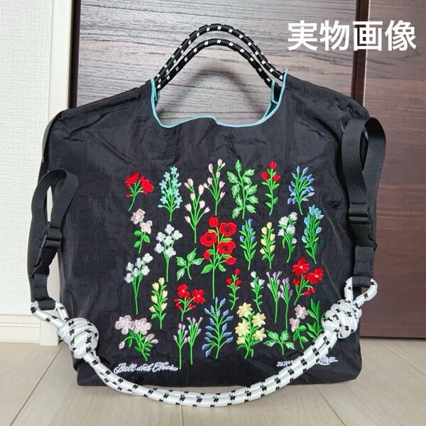 【新品N.091】可愛らしいバッグ 色んな花 刺繍トートバッグ エコバッグ ストラップ付きMサイズ お値下げ不可2wayラスト1
