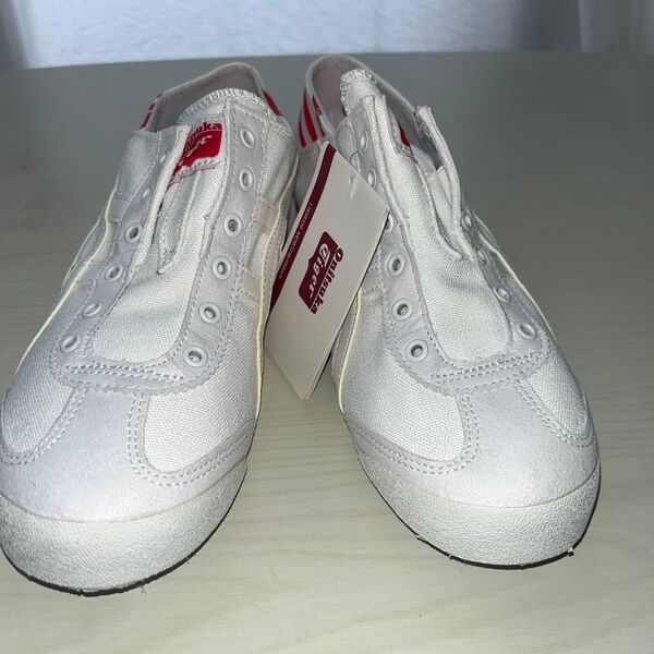 Onitsuka Tiger MEXICO 66 SLIP-ON ホワイト/レッド 24センチ未使用です。